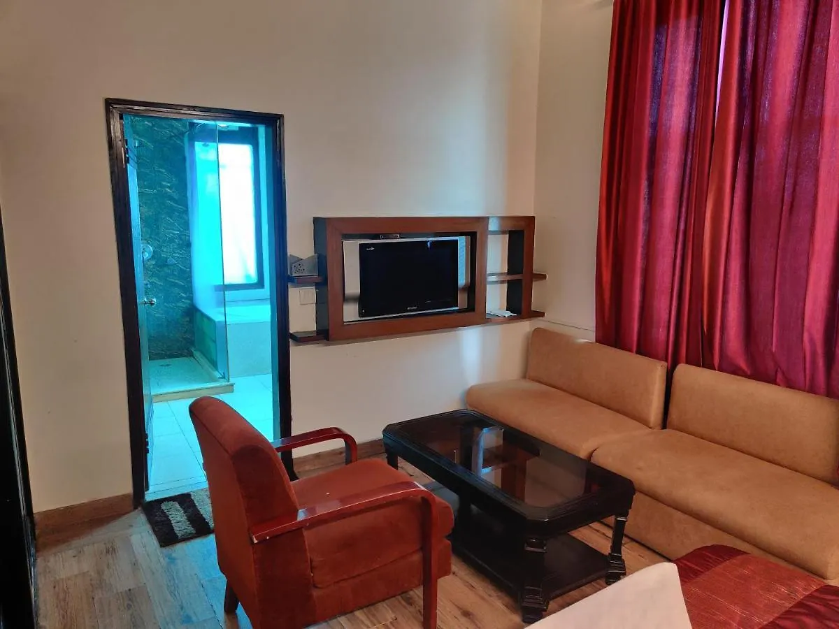 Hotel Ddr Gurgaon 2*,