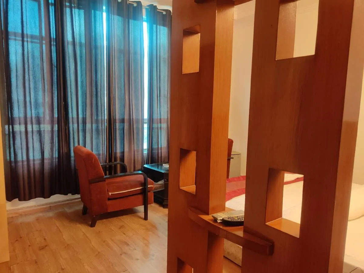 Hotel Ddr Gurgaon 2*,  India