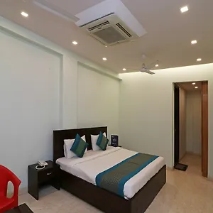 Hotel Oyo 9664 Sector 48